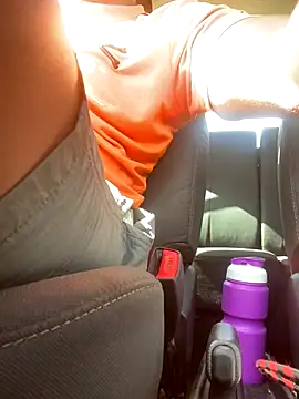 daddydiggg online show from November 26, 2025, 1:11 pm