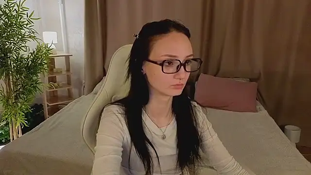 Snapshot of Cheryl__Brown chatting on July 8, 2026, 1:30 am Cheryl Brown online show from July 8, 2026, 1:30 am