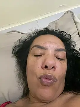 briannaa557 online show from December 27, 2024, 9:50 am