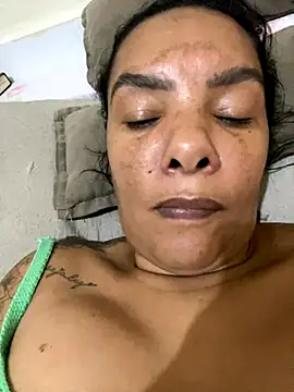 briannaa557 online show from October 31, 2025, 6:26 pm