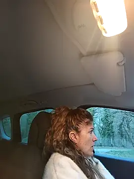 sansan2411 online show from February 22, 2026, 5:14 pm