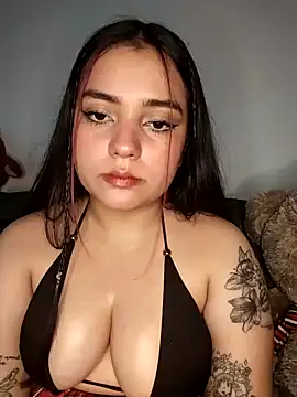 Ema kraus online show from February 3, 2025, 11:15 pm