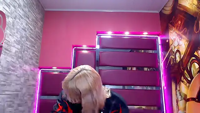 perfectlump online show from October 16, 2025, 1:52 pm