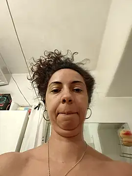 naughty69curls online show from February 6, 2026, 8:05 pm