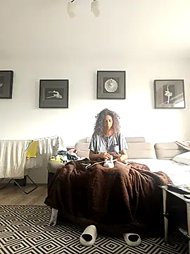 naughty69curls online show from September 30, 2025, 9:48 am