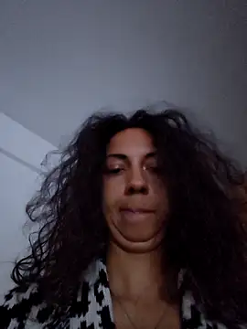 naughty69curls online show from October 19, 2025, 6:21 pm