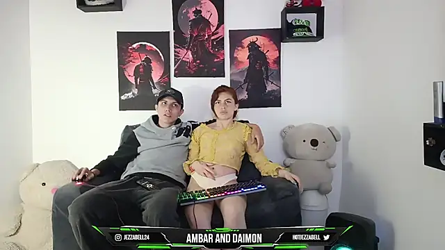 Ambar and daimon  online show from February 2, 2025, 9:18 am