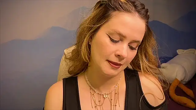 IlonaMurf online show from September 20, 2025, 6:13 pm