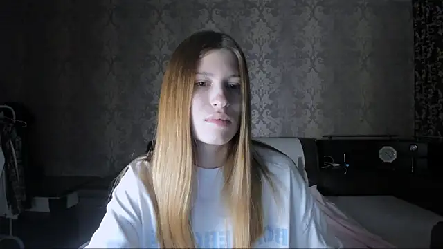 Agnes Allenn online show from October 10, 2025, 10:38 am