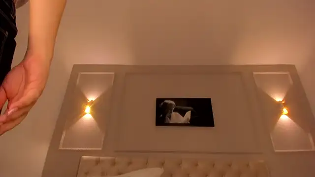 Snapshot of anniemartinezz chatting on September 15, 2025, 12:27 pm anniemartinezz online show from September 15, 2025, 12:27 pm