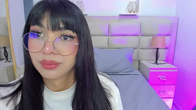 RoseCassie online show from March 13, 2025, 12:56 pm