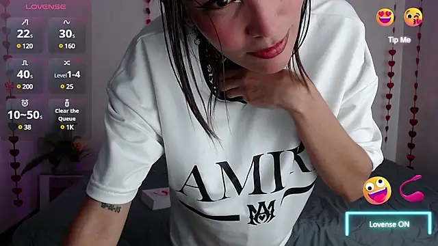 mia collens online show from March 11, 2025, 12:54 am