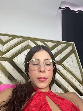 Snapshot of evaFiore chatting on July 9, 2026, 8:08 pm evaFiore online show from July 9, 2026, 8:08 pm