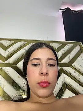 Snapshot of evaFiore chatting on July 14, 2026, 7:31 pm evaFiore online show from July 14, 2026, 7:31 pm