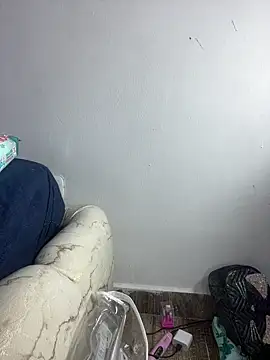 evaFiore online show from April 23, 2026, 8:43 pm