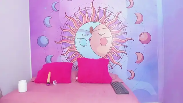 Mariana 16  online show from September 8, 2025, 7:24 pm