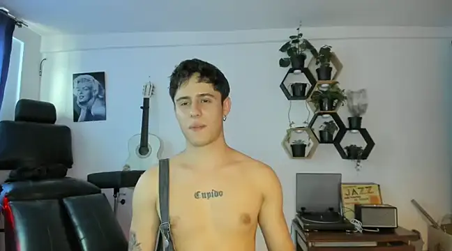 Antonello Vannucci online show from February 25, 2025, 9:37 pm