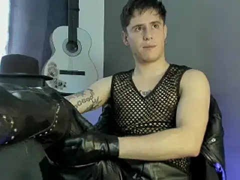 Antonello Vannucci online show from December 18, 2025, 4:11 pm