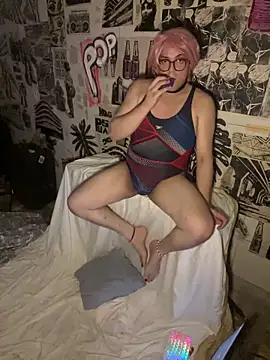 NikkelSofia online show from February 19, 2025, 7:26 pm