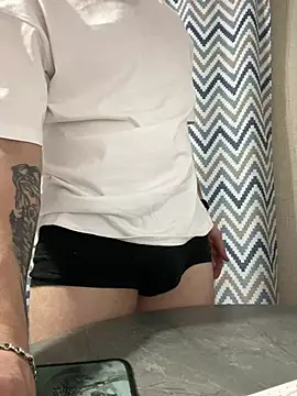  x x x x x x online show from January 8, 2025, 10:27 pm