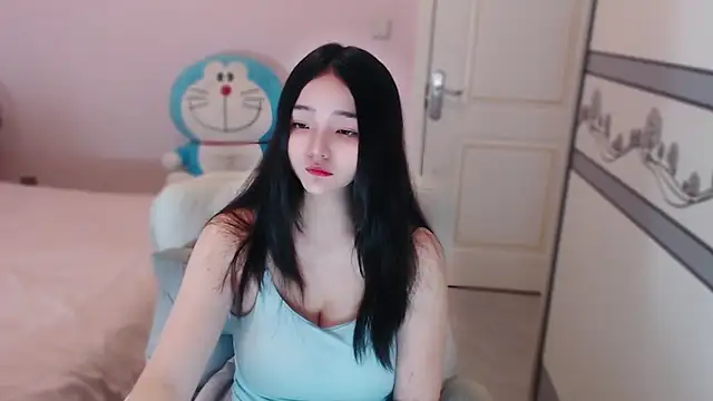 xiao-xiao-D online show from October 17, 2025, 11:01 am