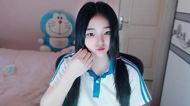 xiao-xiao-D online show from November 15, 2025, 3:54 am