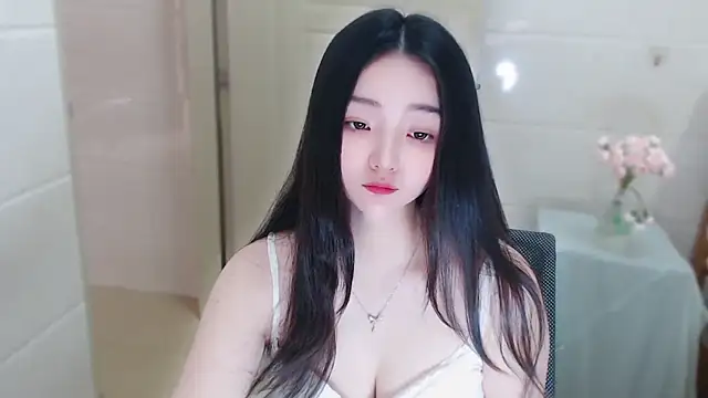 xiao-xiao-D online show from March 18, 2026, 5:10 am