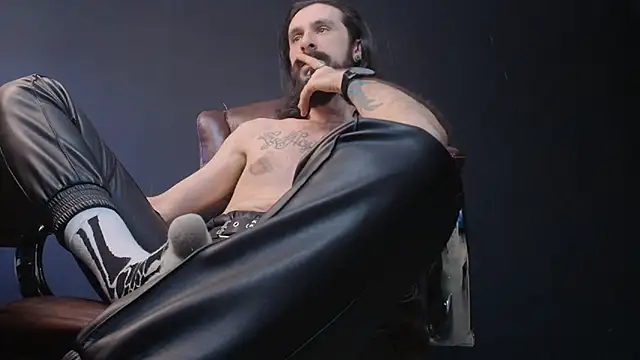 AxelColton online show from March 3, 2025, 12:06 pm