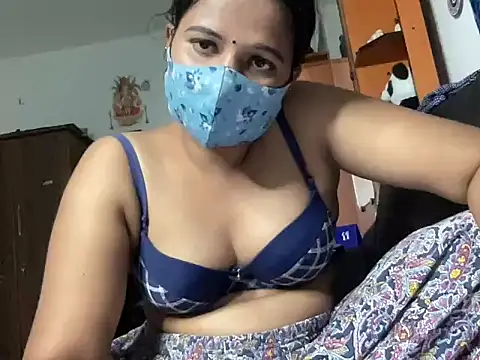 Tamil Sanjana  online show from November 10, 2025, 5:29 pm