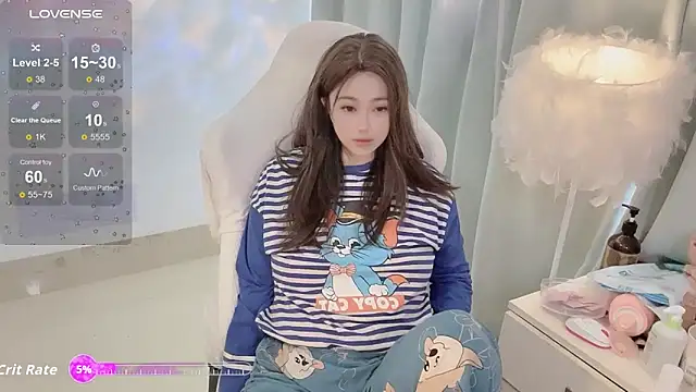 yunduo6 online show from October 25, 2025, 8:02 am