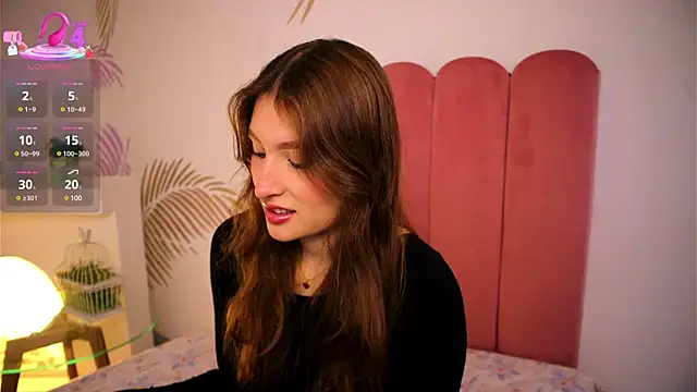 Snapshot of Daisha_Riley chatting on March 21, 2025, 12:39 pm Daisha Riley online show from March 21, 2025, 12:39 pm