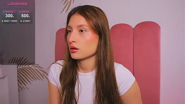 Snapshot of Daisha_Riley chatting on March 5, 2025, 12:33 pm Daisha Riley online show from March 5, 2025, 12:33 pm