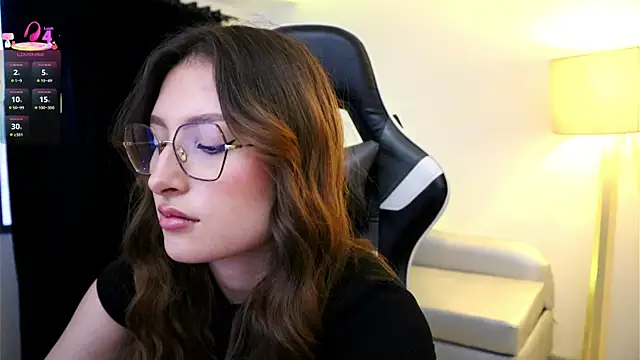 Snapshot of Daisha_Riley chatting on October 10, 2025, 8:31 pm Daisha Riley online show from October 10, 2025, 8:31 pm