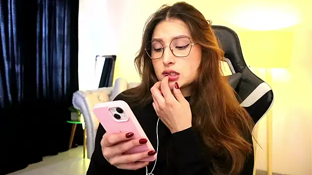 Snapshot of Daisha_Riley chatting on September 26, 2025, 4:14 pm Daisha Riley online show from September 26, 2025, 4:14 pm