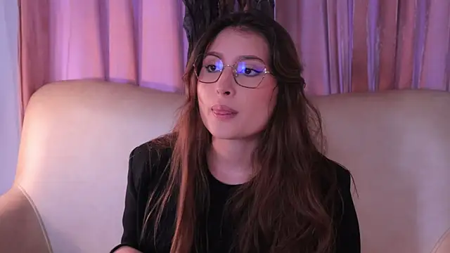 Snapshot of Daisha_Riley chatting on October 22, 2025, 6:29 pm Daisha Riley online show from October 22, 2025, 6:29 pm