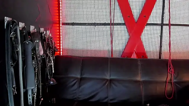 katizaldana online show from October 21, 2025, 3:50 am