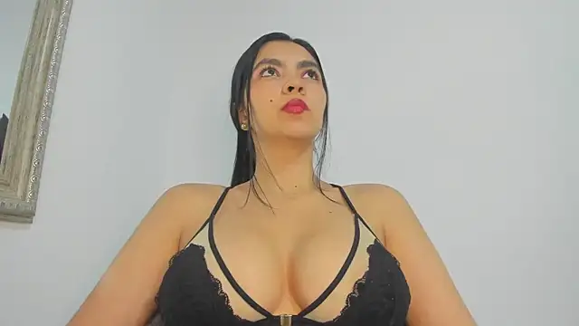 nathyy garcia online show from November 12, 2025, 4:05 am