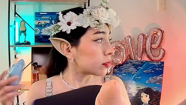 Snapshot of Sweet_Nyx chatting on February 13, 2026, 11:27 pm Sweet Nyx online show from February 13, 2026, 11:27 pm