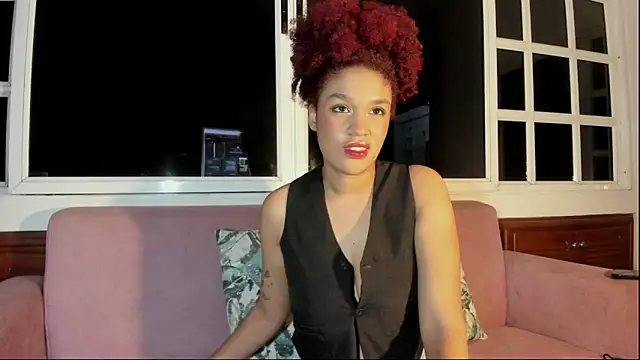 loladupont online show from September 15, 2025, 3:07 am