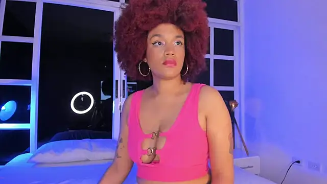 loladupont online show from May 24, 2026, 3:28 am