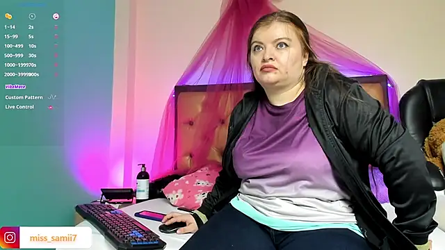 Queensamantha777 online show from March 9, 2025, 1:15 pm