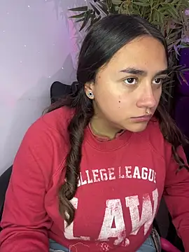 Snapshot of michell_boobs_ chatting on December 22, 2025, 2:06 pm michell boobs online show from December 22, 2025, 2:06 pm