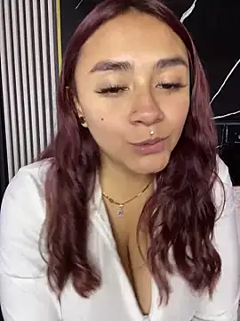 michell boobs  online show from March 21, 2025, 4:07 pm