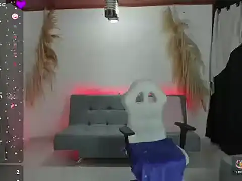 lovelypocahontas11 online show from January 19, 2025, 6:53 am