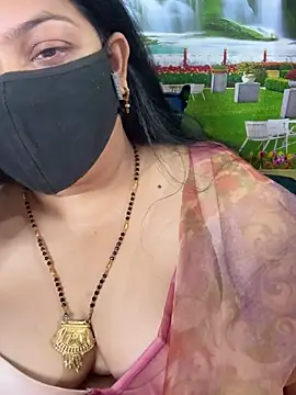 FlatVincy4 online show from October 20, 2025, 5:09 am