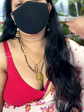 FlatVincy4 online show from October 6, 2025, 3:40 am