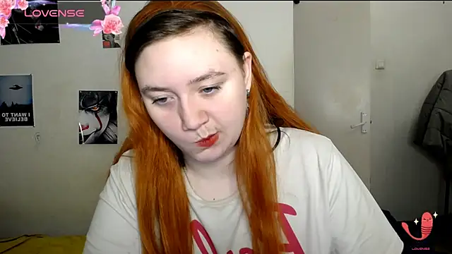 Bitchy Lily online show from January 14, 2025, 2:11 pm