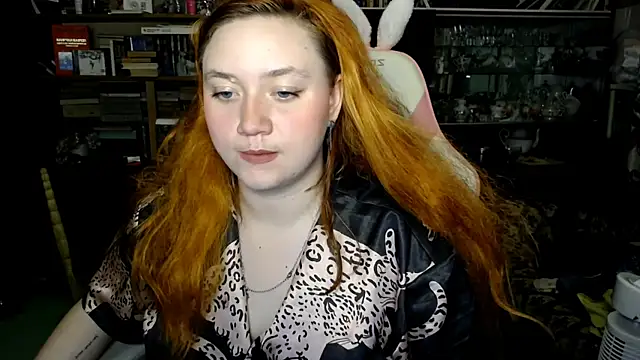 Bitchy Lily online show from October 7, 2025, 5:47 pm