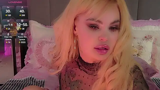 Snapshot of Marussia_luxury chatting on March 21, 2025, 9:12 am Marussia luxury online show from March 21, 2025, 9:12 am