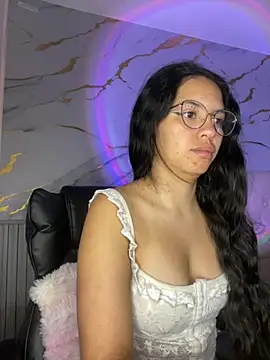 Rosita forever  online show from October 5, 2025, 12:51 pm